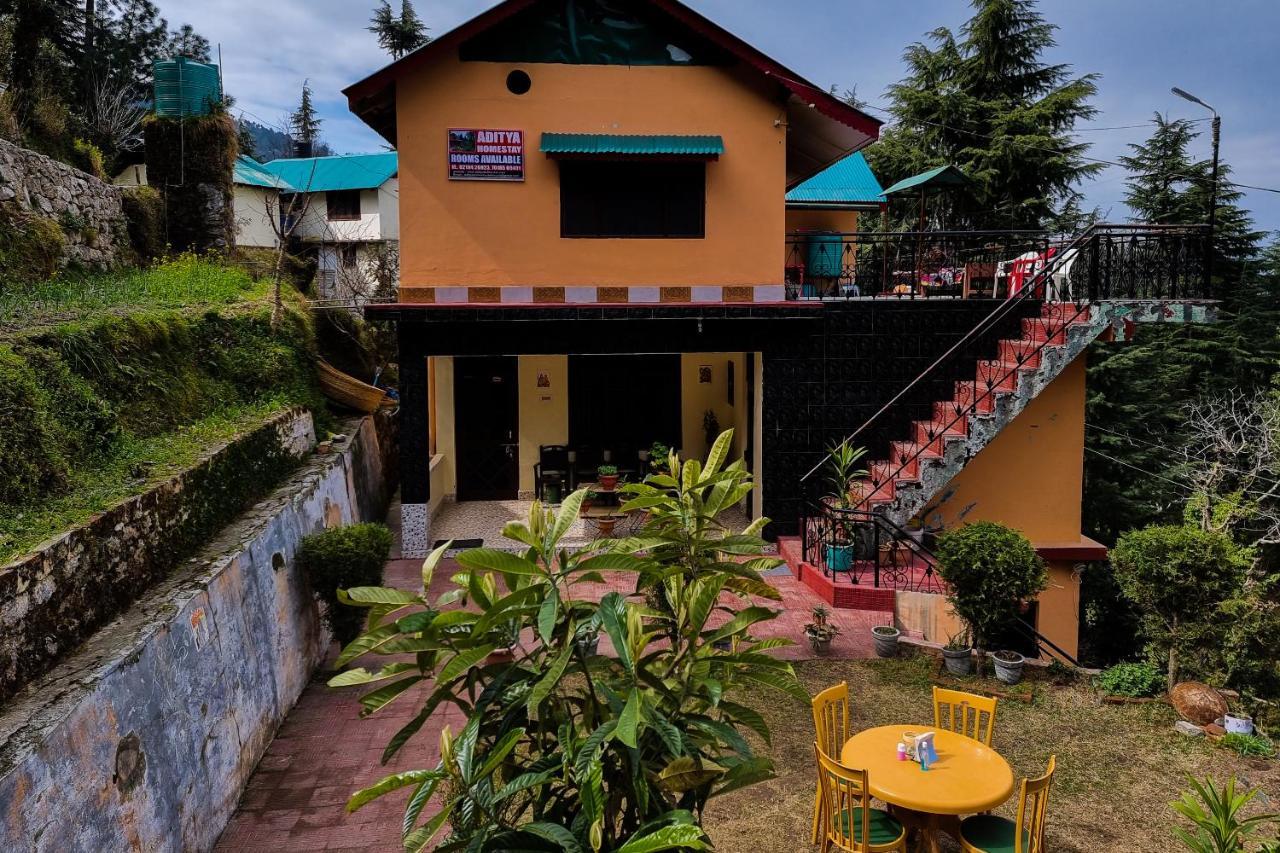 Aditya Homestay Далхаузи Екстериор снимка