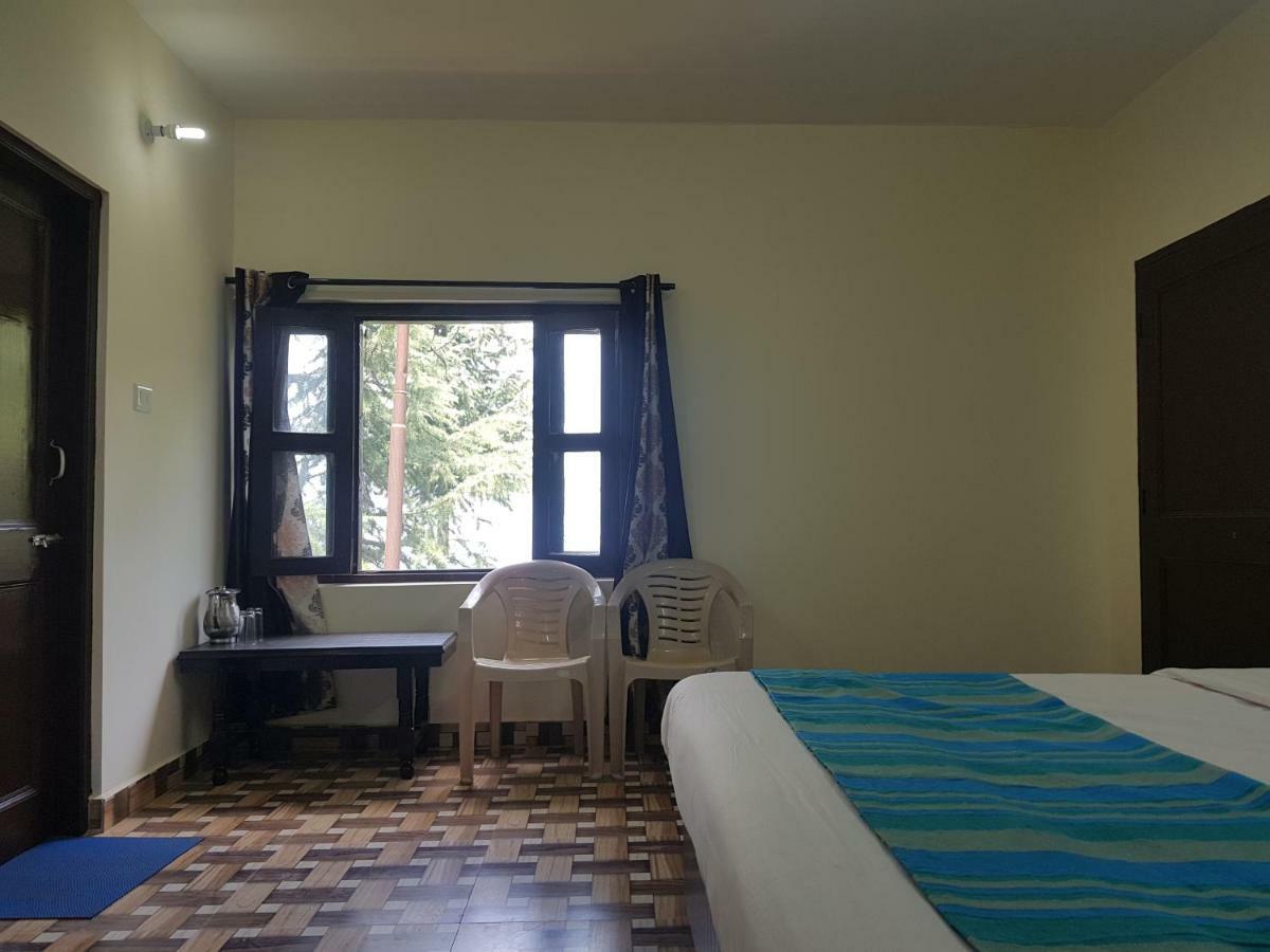 Aditya Homestay Далхаузи Екстериор снимка